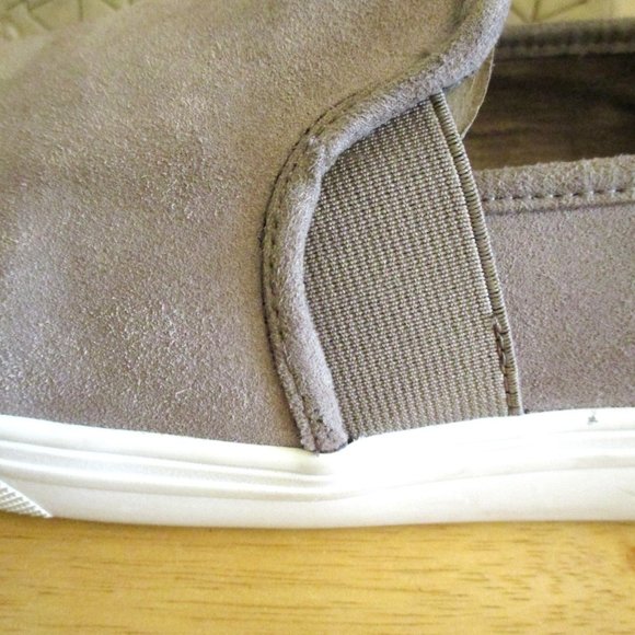 Blondo Waterproof Women's Riyan Slip On Casual Shoe Flat Tan Beige Suede Size 8 - Picture 5 of 11